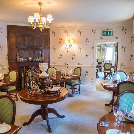 Riverside House Hotel Ashbourne  Buitenkant foto