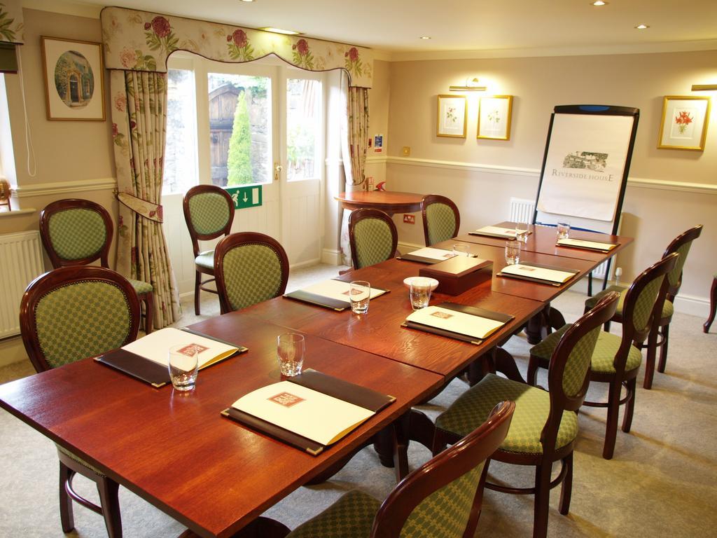 Riverside House Hotel Ashbourne  Buitenkant foto