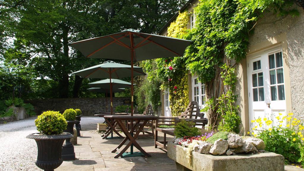 Riverside House Hotel Ashbourne  Buitenkant foto