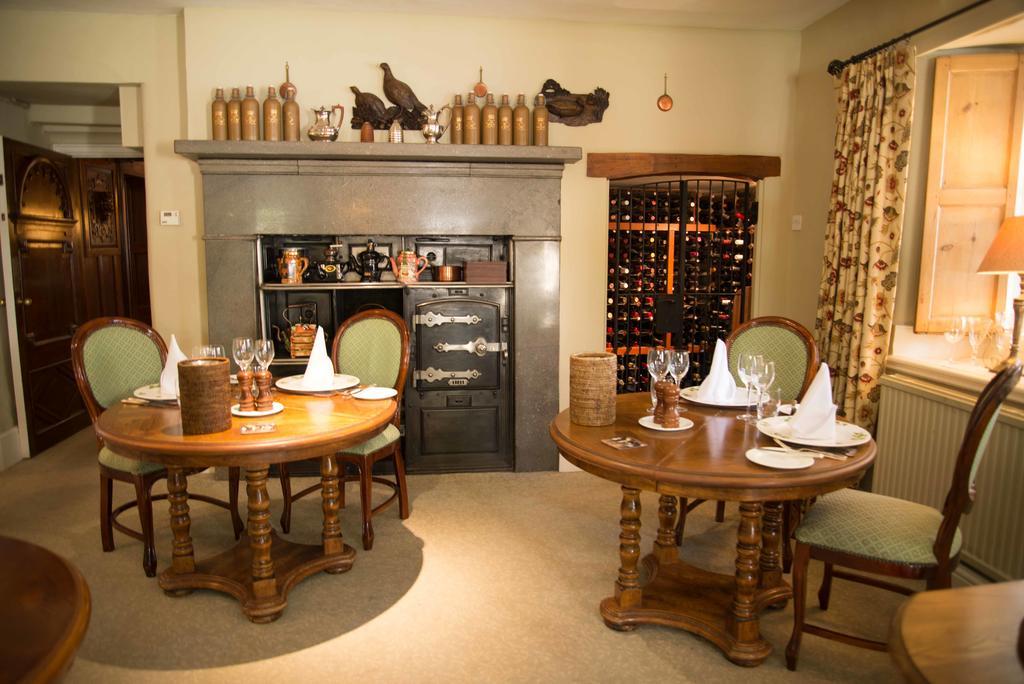 Riverside House Hotel Ashbourne  Buitenkant foto