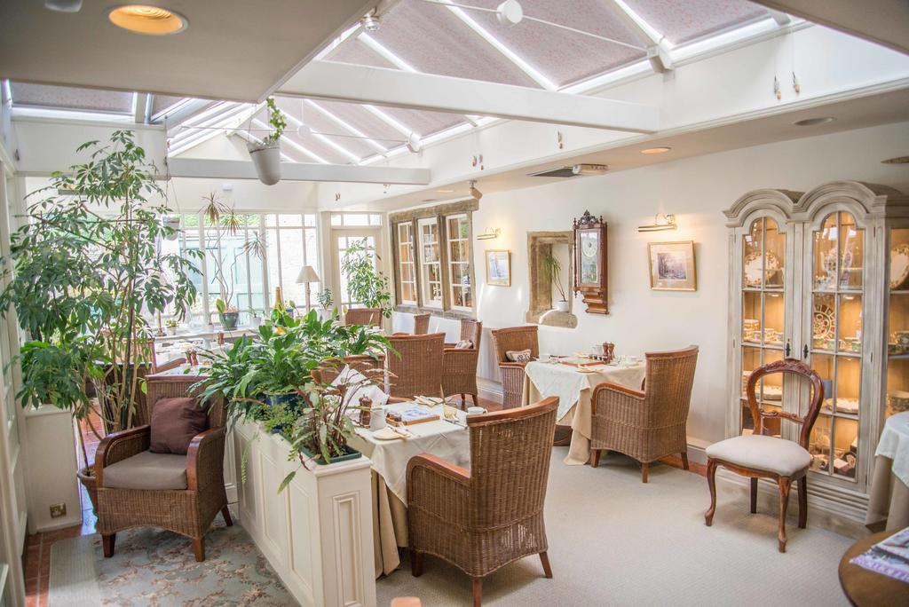 Riverside House Hotel Ashbourne  Buitenkant foto